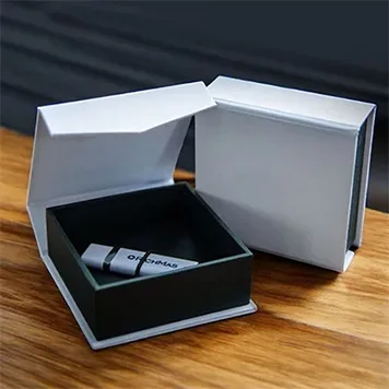 magnetic closure boxes